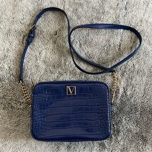 ✨ SOLD ✨ Victoria’s Secret | Snakeskin Crossbody